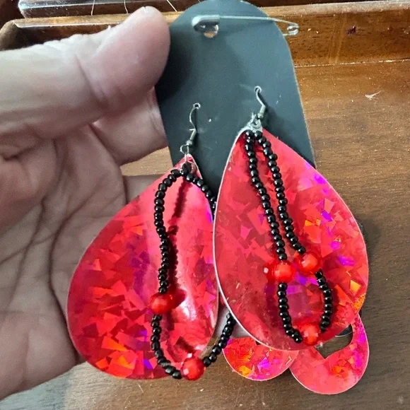 3 sets of faux leather Red Heart and Teardrop Earrings- handmade - Picture 10 of 11